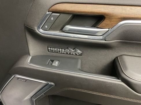 Certified 2023 Chevrolet Silverado 1500 High Country w/ Technology Package image 28