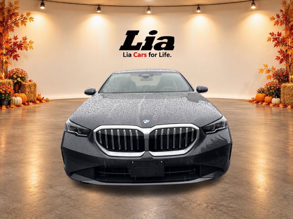 Used 2026 BMW 530i xDrive AWD/4WD image 12