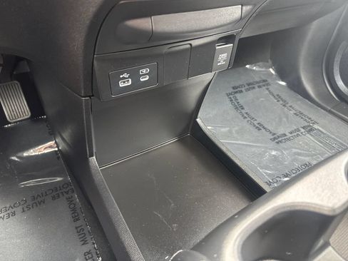 Used 2025 Honda Odyssey EX-L image 26