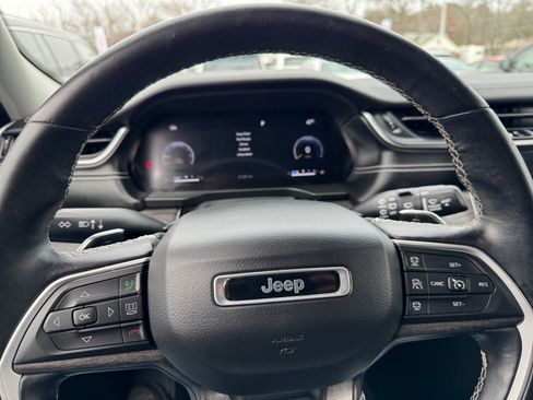 Used 2021 Jeep Grand Cherokee L Limited image 26