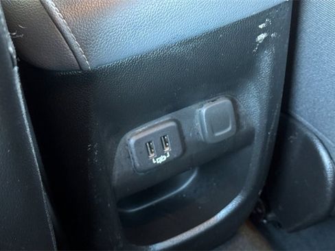 Used 2021 Chevrolet Colorado Z71 w/ Safety Package image 38