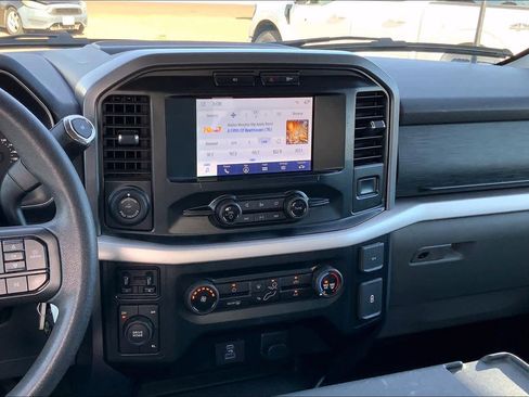 Used 2023 Ford F150 XLT w/ Trailer Tow Package image 6