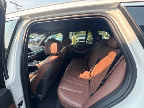 Used 2022 BMW X5 xDrive40i AWD/4WD image 33