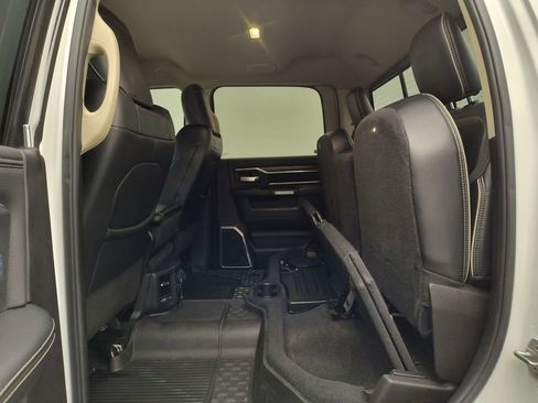 Used 2019 RAM 2500 Laramie AWD/4WD image 21