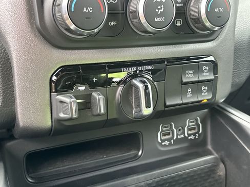 Used 2023 RAM 1500 Big Horn image 21