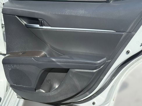 Certified 2023 Toyota Camry SE image 31