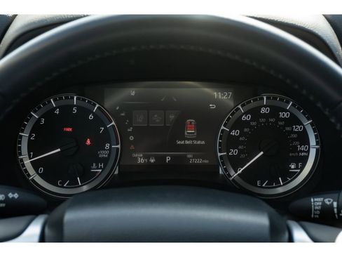 Used 2023 Toyota Highlander LE image 20