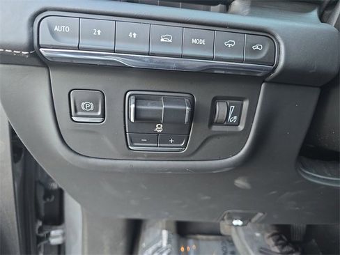 Used 2021 Cadillac Escalade Sport Platinum w/ LPO, ONYX Package image 30