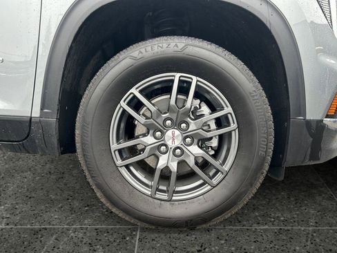 Used 2025 GMC Acadia Elevation AWD/4WD image 10