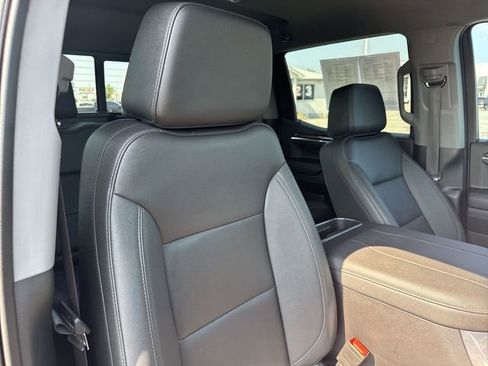 Used 2023 Chevrolet Silverado 1500 LT Trail Boss w/ Convenience Package II image 22