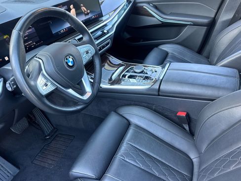 Used 2026 BMW X7 xDrive40i AWD/4WD image 4