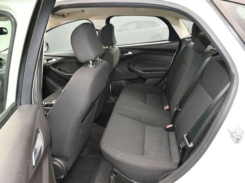 Used 2016 Ford Focus SE image 15