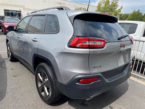 Used 2016 Jeep Cherokee 75th Anniversary image 10
