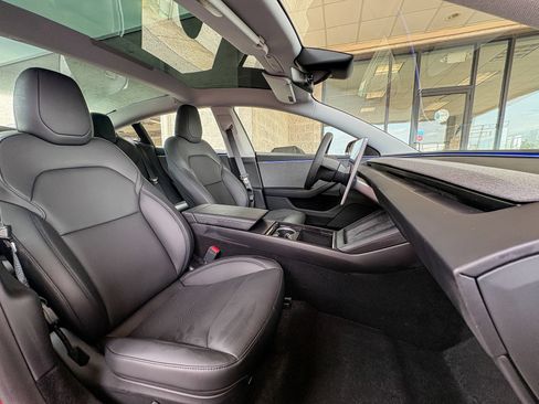 Used 2025 Tesla Model 3 RWD image 24