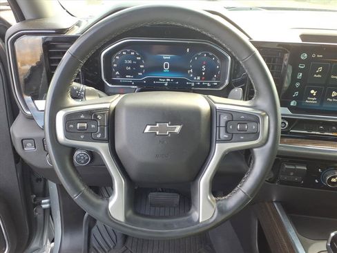 Used 2023 Chevrolet Silverado 1500 RST w/ Z71 Off-Road Package image 19