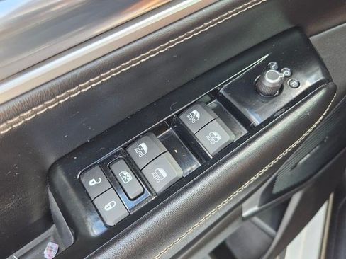 Used 2022 Jeep Wagoneer Series II RWD image 31