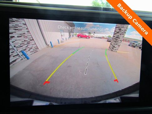 Used 2024 Jeep Wrangler Sahara image 9