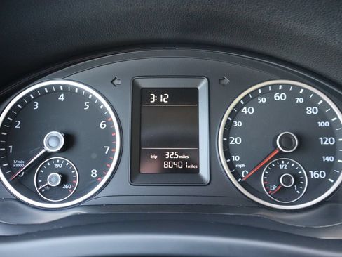 Used 2011 Volkswagen Tiguan S AWD/4WD image 31