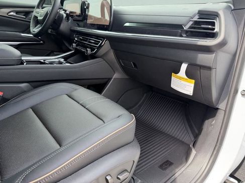 New 2026 Chevrolet Traverse High Country image 32