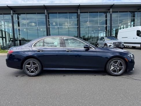 Used 2023 Mercedes-Benz E 350 4MATIC Sedan image 8