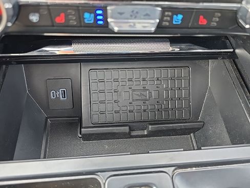 Used 2024 Ford F150 Raptor image 44