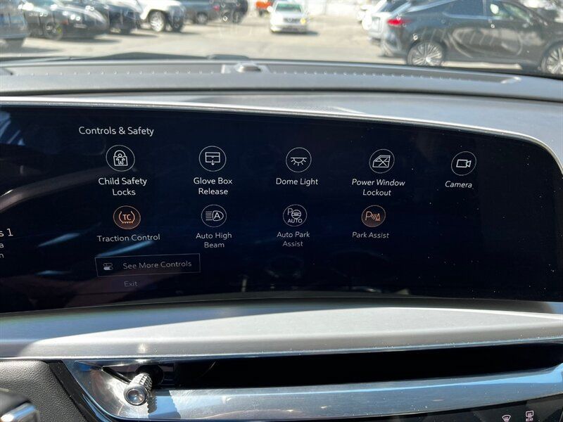 Used 2024 Cadillac Lyriq Sport AWD/4WD image 42