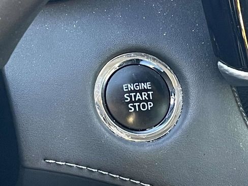 Used 2022 Toyota Highlander Platinum image 33