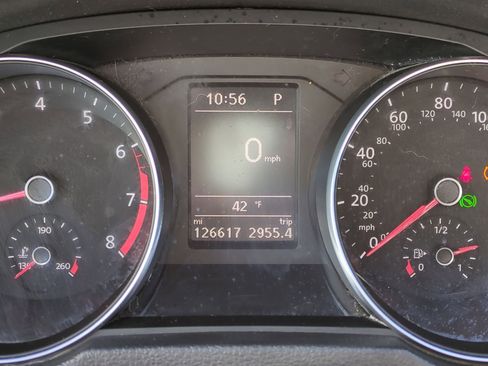 Used 2017 Volkswagen Passat 1.8T R-Line image 20