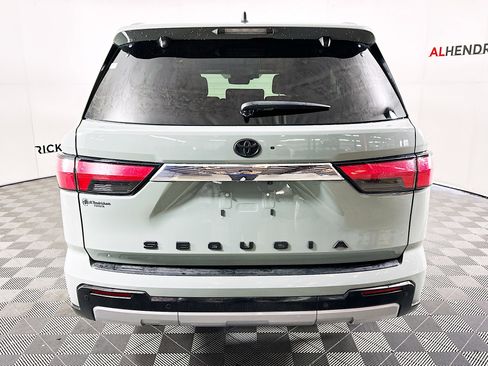 Used 2024 Toyota Sequoia Limited image 4