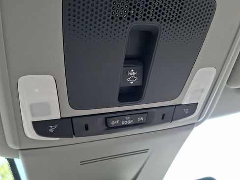 Certified 2025 Acura Integra FWD image 27