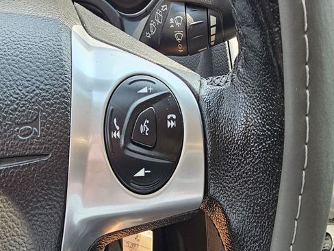 Used 2014 Ford Focus SE w/ Equipment Group 201A FWD image 23
