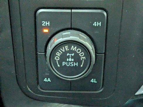 Used 2021 Ford F150 Lariat w/ Equipment Group 502A High image 24