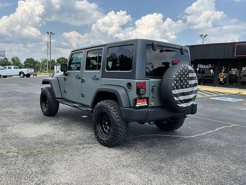 Used 2016 Jeep Wrangler Unlimited Sport w/ Quick Order Package 24S AWD/4WD image 7