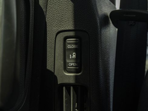 Certified 2025 Honda Odyssey EX-L image 42