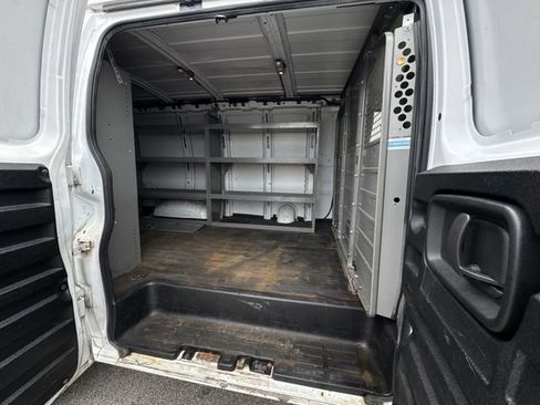 Used 2019 GMC Savana 2500 w/ Driver Convenience Package RWD image 20
