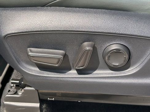 Used 2024 Toyota Tacoma 4x4 Double Cab Hybrid image 25