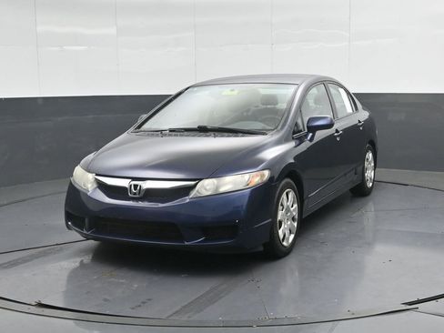 Used 2010 Honda Civic LX image 6