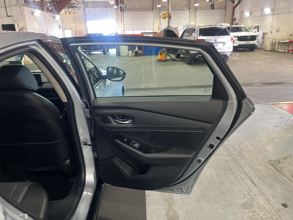 Used 2025 Honda Accord Touring image 22