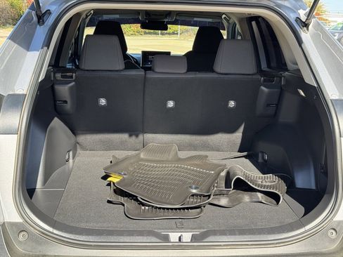 Used 2023 Toyota RAV4 LE image 28