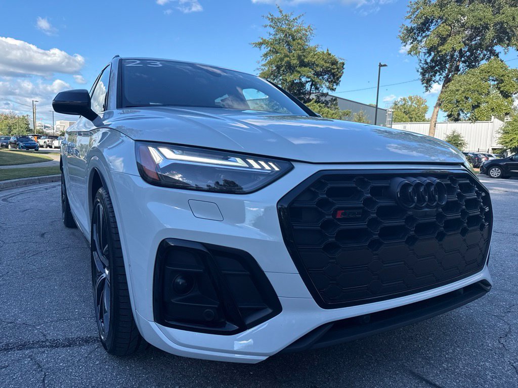 Used 2023 Audi SQ5 Prestige AWD/4WD image 9