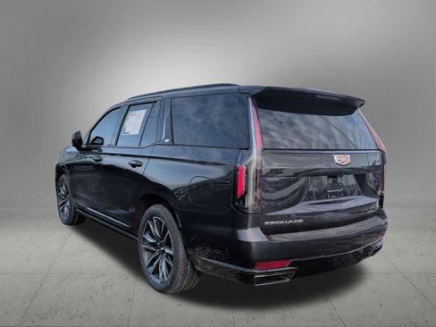 Used 2022 Cadillac Escalade Sport Platinum w/ LPO, Floor Liner Package image 4