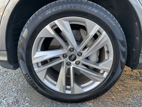 Used 2021 Audi Q7 3.0T Premium Plus image 5