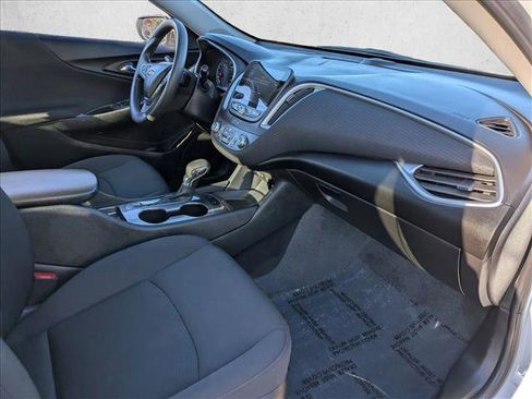 Used 2024 Chevrolet Malibu LS image 19