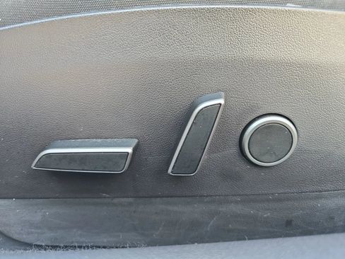 Used 2023 Tesla Model 3 Standard Range RWD image 18