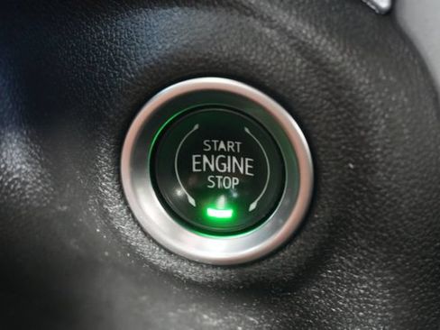 Used 2021 GMC Sierra 1500 Elevation AWD/4WD image 18