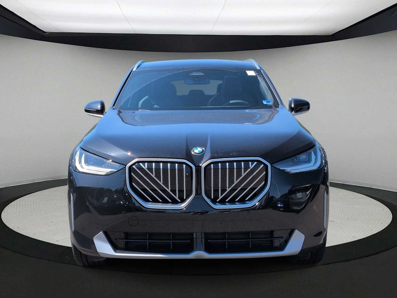 Used 2026 BMW X3 xDrive30i w/ Premium Package AWD/4WD image 3