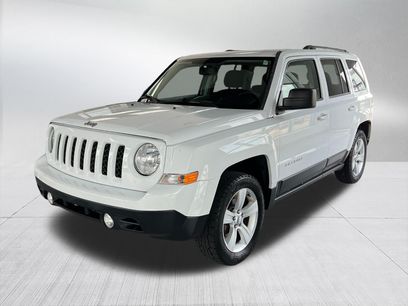 Used 2014 Jeep Patriot Latitude w/ Sun/Sound Group