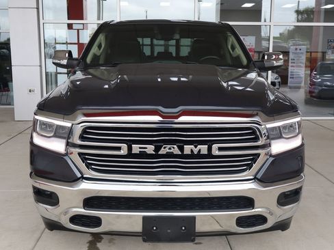 Used 2019 RAM 1500 Laramie AWD/4WD image 2