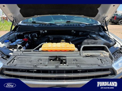 Used 2018 Ford F150 XLT w/ Equipment Group 302A Luxury AWD/4WD image 22