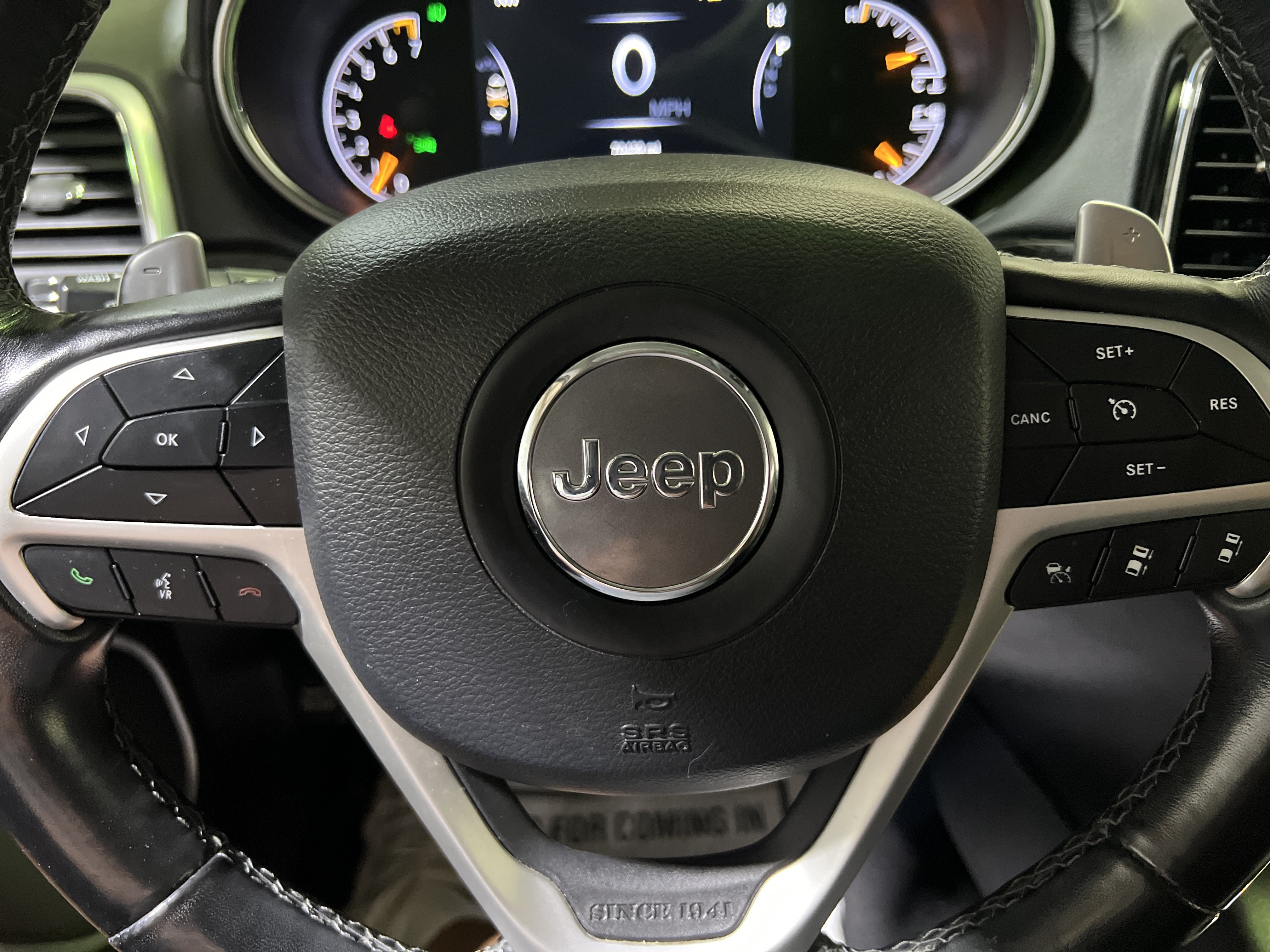 Used 2020 Jeep Grand Cherokee Summit AWD/4WD image 23